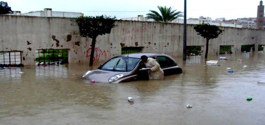 أمطار الخير تغرق مدينة طنجة… !!