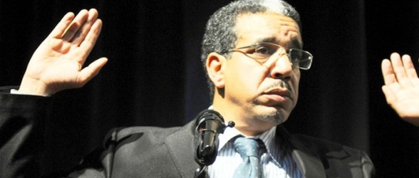عزيز الرباح يقيل الكاتب العام لوزارة التجهيز