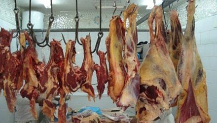 خطير : تواجد لحوم غير صحية بمدينة الدار البيضاء !