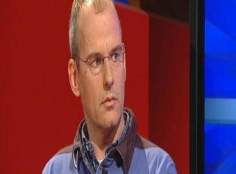 “أرناود فان دورن” أكبر معادي للإسلام في هولاندا يشهر إسلامه