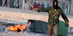 طرد 3 نرويجيين من العيون وزعوا أموالا وحرضوا على العنف