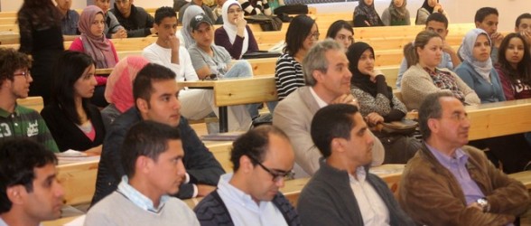 روبورتاج حول اليوم التحسيسي للتبرع بالدم بمدرسة ENSA بتطوان