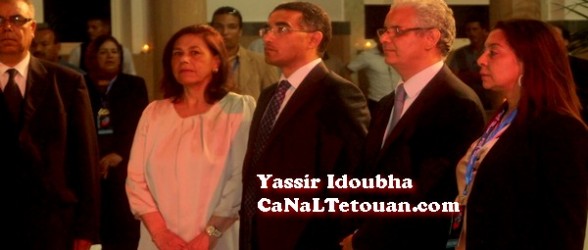 الوالي اليعقوبي وشخصيات هامة يحضران حفل إفتتاح مهرجان أصوات نسائية بقصر الولاية