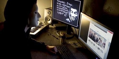 الشرطة الإسبانية تعتقل مغربيين ضمن شبكة قراصنة سرقت 60 مليون دولار من شبابيك بنكية