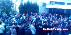 إحتجاجات طلبة جامعة عبد المالك السعدي بمرتيل لعدم إحترام قانون السير !