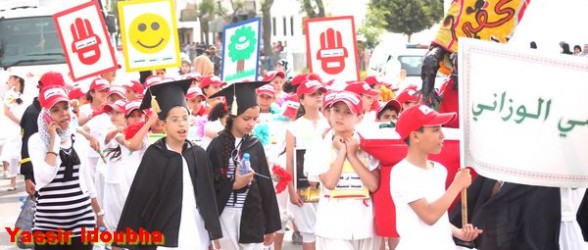 شوارع مدينة تطوان تشهد كرنفالا تاريخيا بمناسبة المهرجان المدرسي لسنة 2013