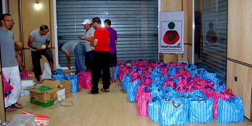 جمعية” ولدي ” الخيرية بتطوان تقدم مساعدات للعائلات المعوزة بمناسبة شهر رمضان