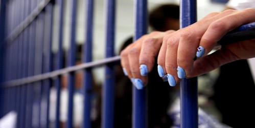 زوجة حاولت تسريب مخدرات لزوجها في سجن تطوان بمناسبة العيد