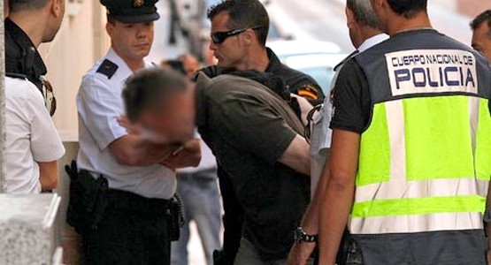 الحرس المدني الإسباني يعتقل 35 مهربا للحشيش المغربي