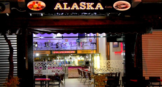 جديد … افتتاح مقهى “ALASKA” بمدينة تطوان ! (شاهد الصور)