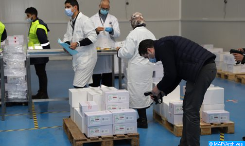 المغرب يتلقى الحصة الأولى من اللقاحات المضادة لفيروس كورونا المستجد بموجب آلية “كوفاكس”