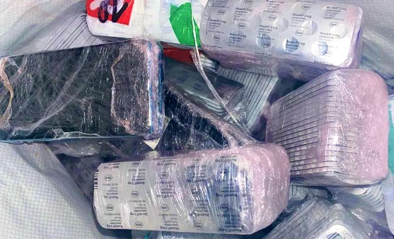 تفتيش دراجة نارية يطيح بمحاولة تهريب كبرى للأقراص المهلوسة بمعبر باب سبتة