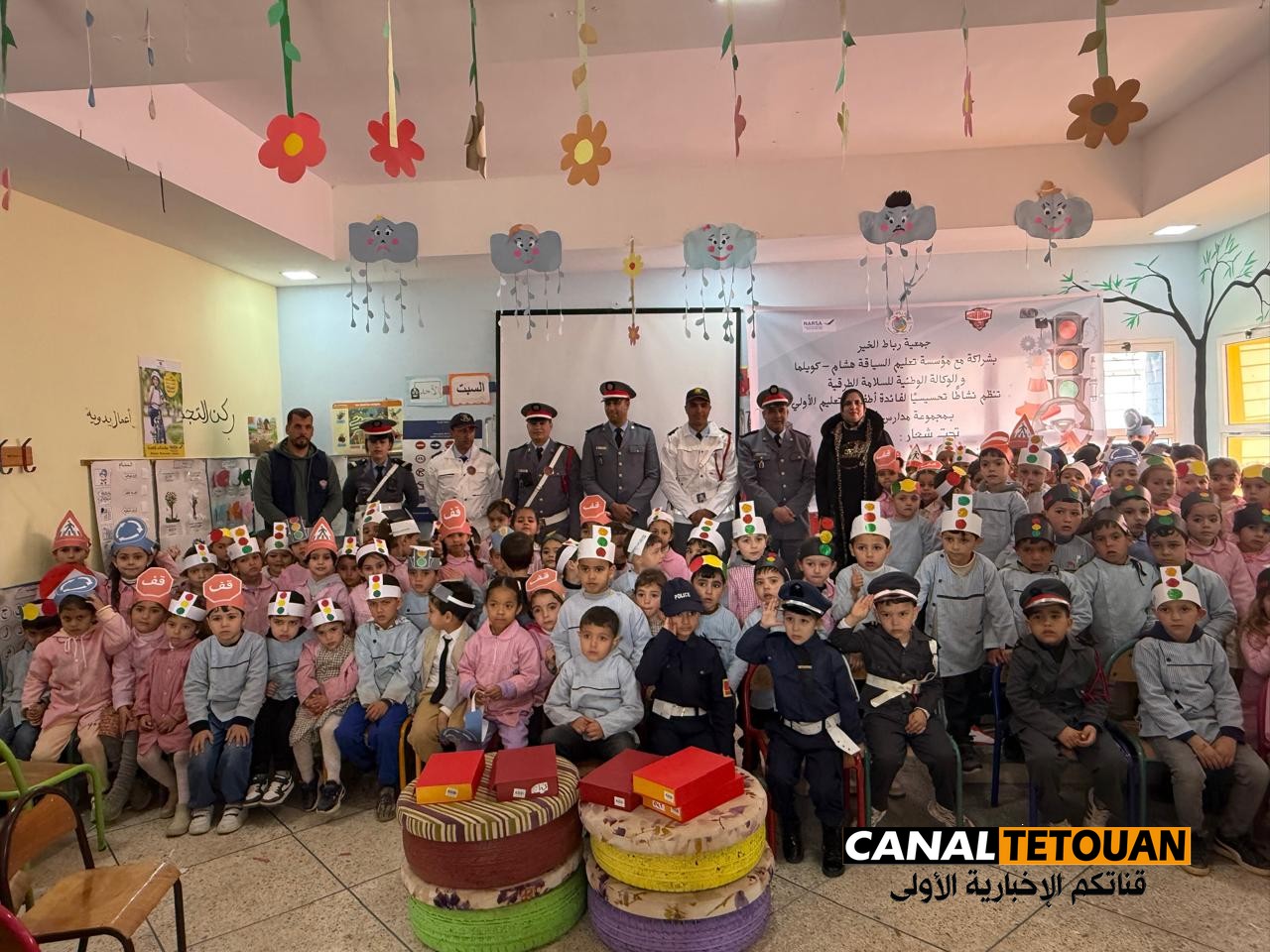 تطوان .. أطفال أزلا في قلب نشاط تحسيسي من تنظيم جمعية رباط الخير و مؤسسة تعليم السياقة هشام